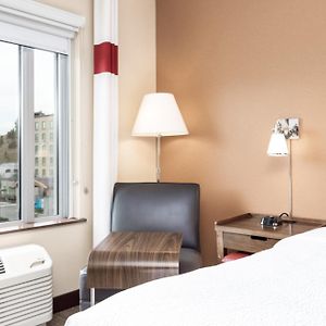 Guest Room 1 King
